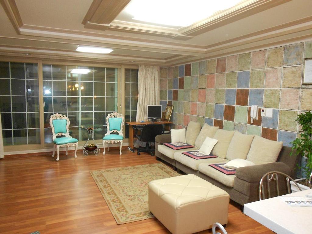 Elvis Bnb Incheon Eksteriør billede